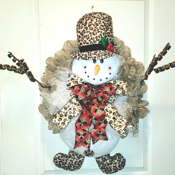 Winter Snowman Wreath Leopard Print - Picture 7 of 7